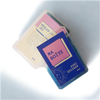 Boîte transparente avec sticker (jeux, cartes)
